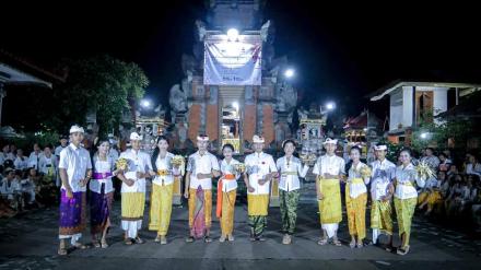 Jadi yang pertama di Kecamatan Seririt Desa Adat Kalisada laksanakan kegiatan Bulan Bahasa Bali